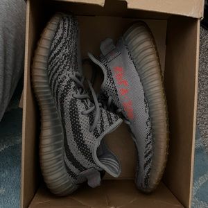 Yeezy beluga